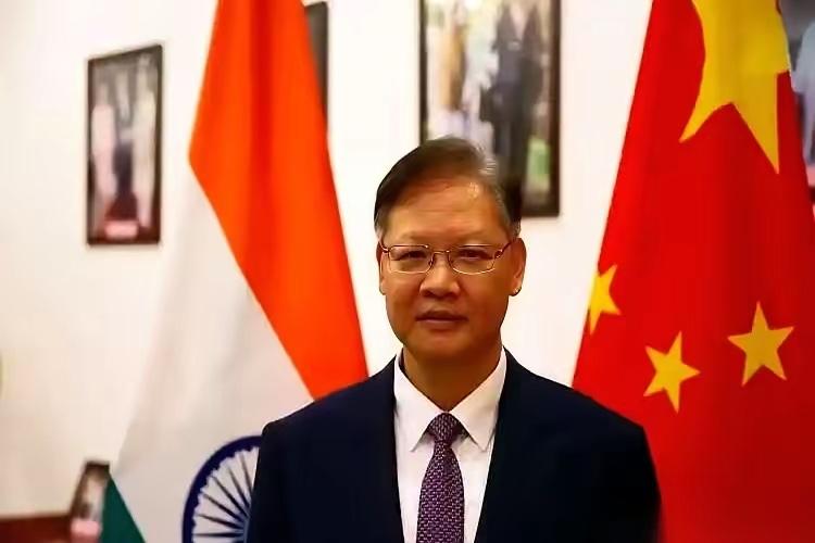 这事儿绝了。咱们驻印度的大使，居然被咱们自己人给冲了。官方在那边说着“关系