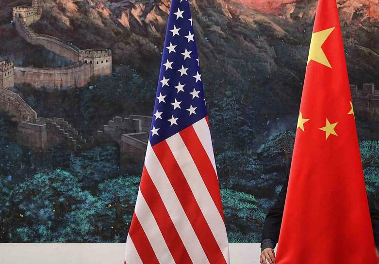 美国的算盘珠子都快崩到脸上了：先拱火中日互咬，两国消耗越大，全球资本就越往美国跑