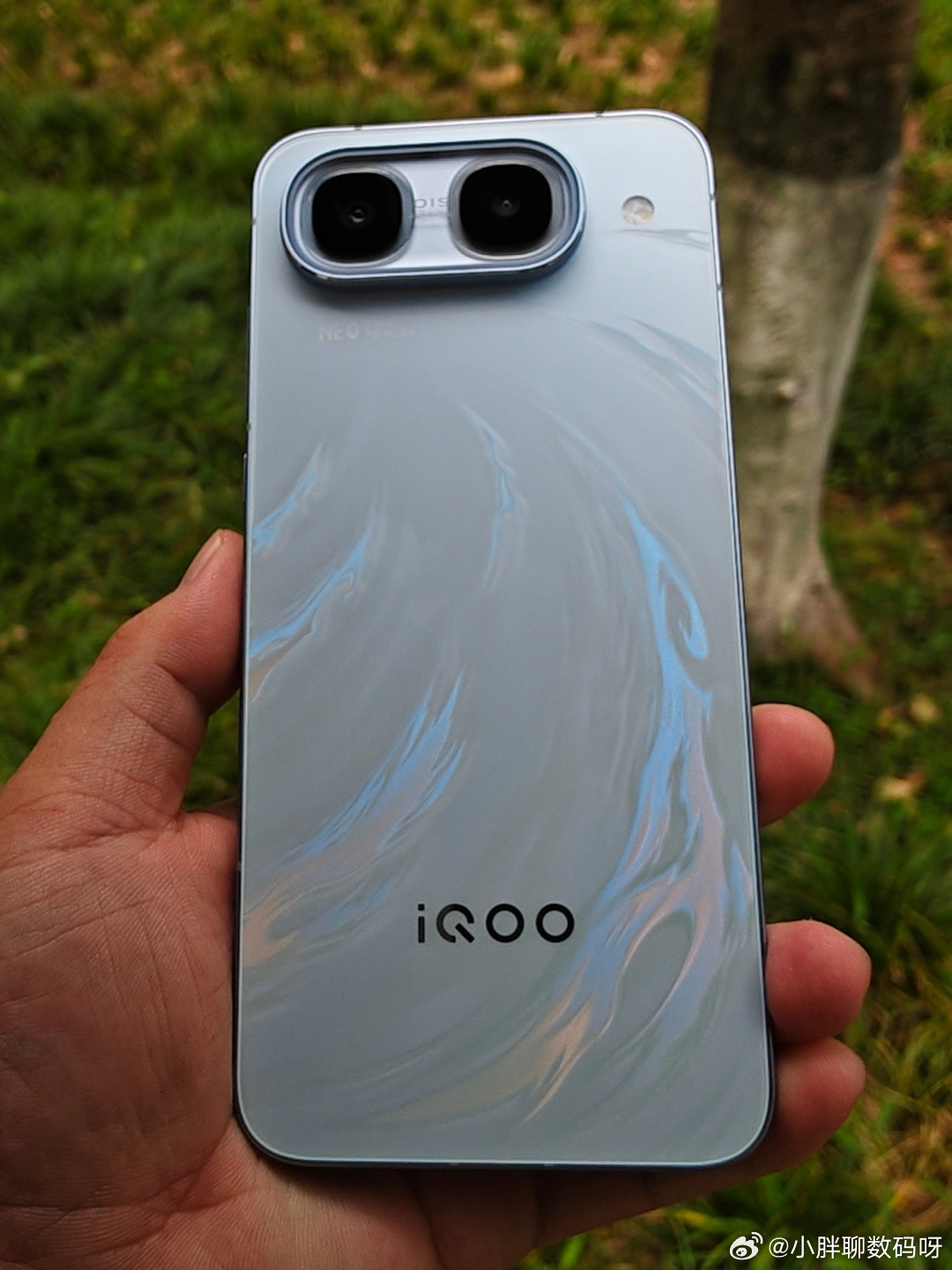 iQOONeo11至尊版iqooiQOONeo11至尊版好不好，我相信用