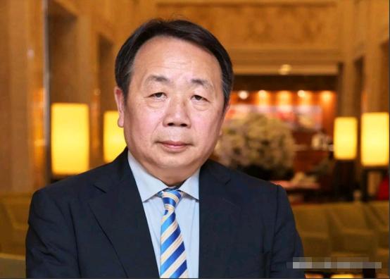 汉奸石平出来放话了，态度非常的嚣张！11月10日，对于我们外交官薛剑的言论，石平