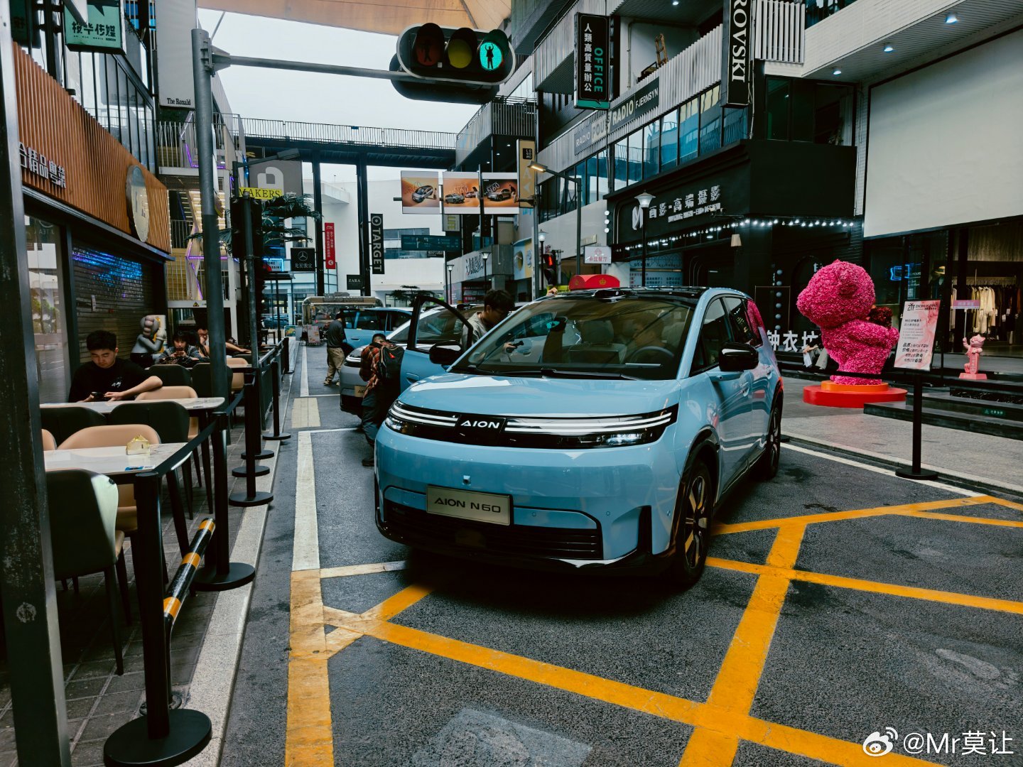 埃安n60场景布置得不错！大空间的VAN式设计，也多了几分日范儿，能装两台自行