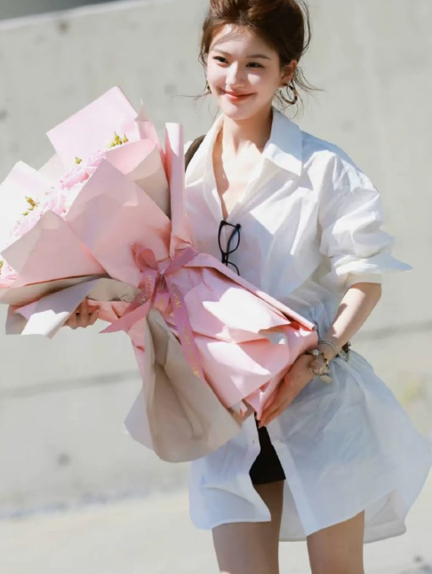 许我耀眼没人觉得这几张很好看吗​​​