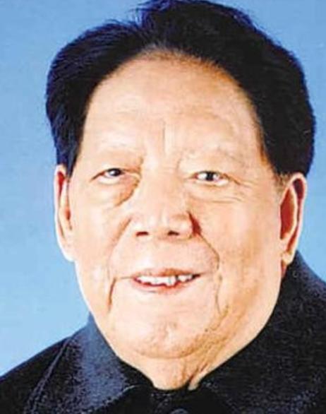 1916年，河南南乐县一个农民家里，一个男孩出生了，爹妈给他取名任鸿让。谁能想到