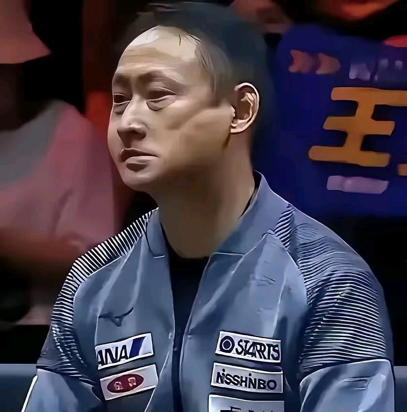 张本宇今晚指定气炸了，今晚睡不着觉了！他宝贝儿子张本智和今晚首战，对手就是国乒