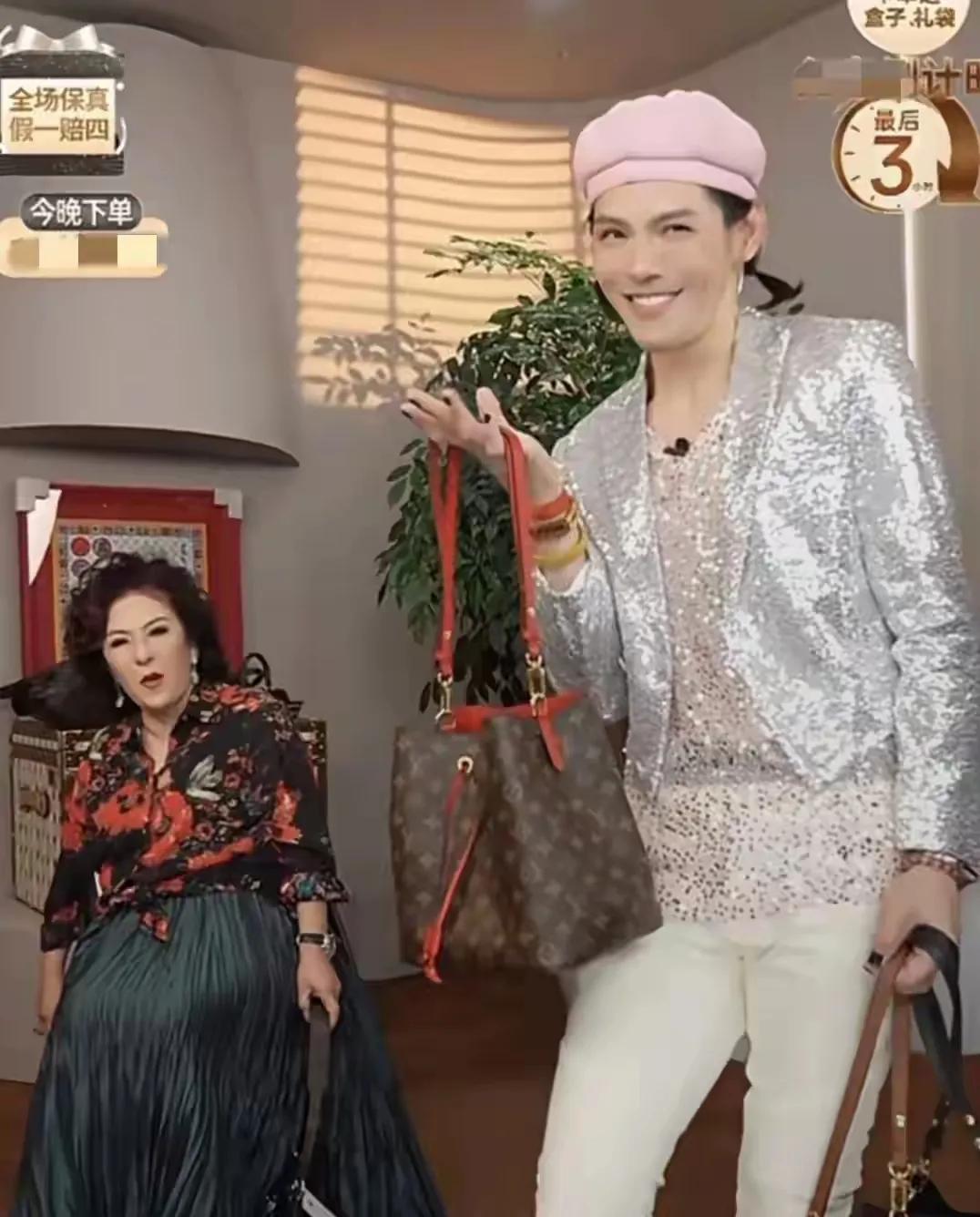 向太不缺钱，但缺女儿，向佐真孝顺，替母圆了女儿梦[捂脸哭]