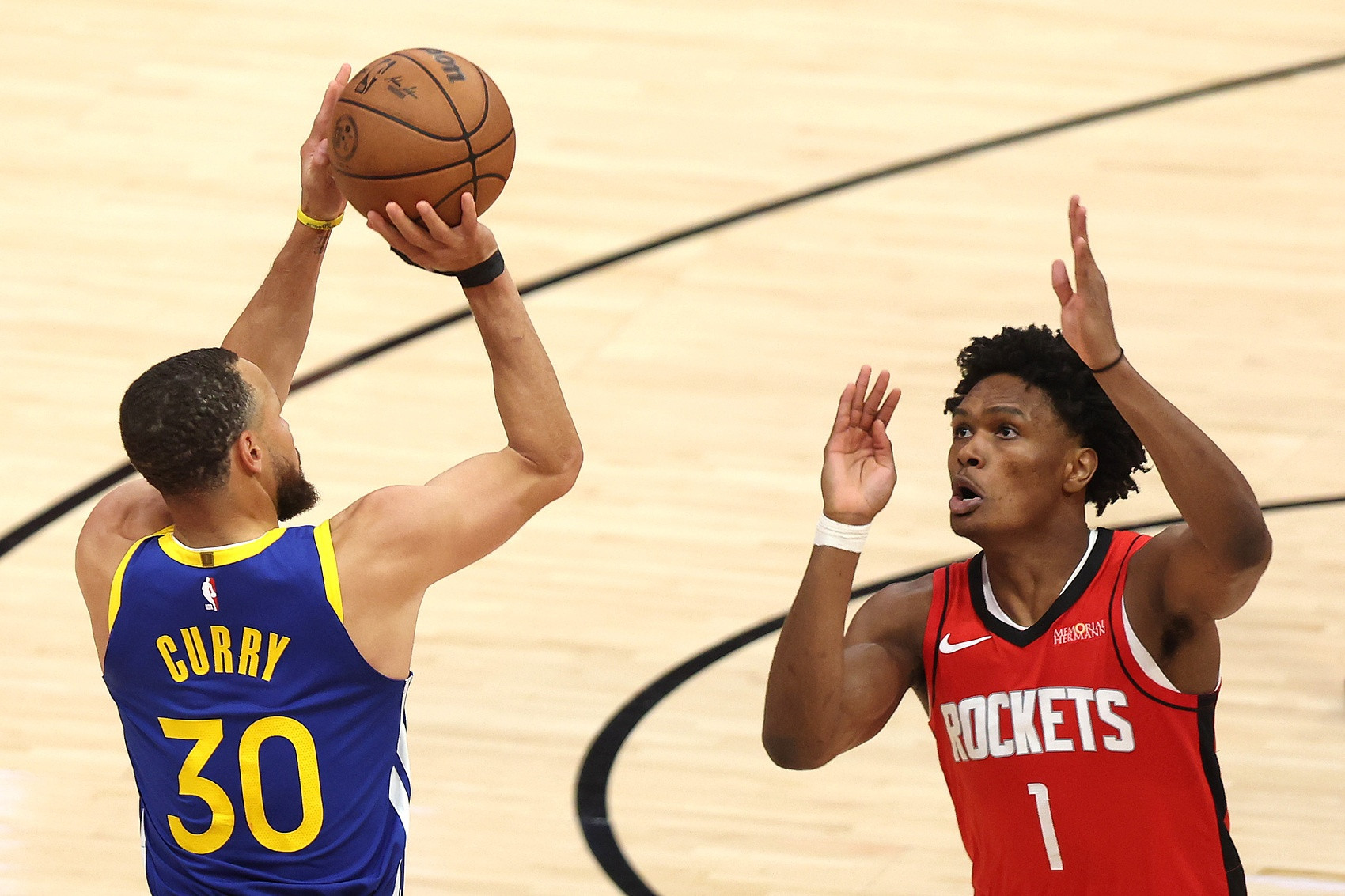 有数据媒体统计了NBA历史球员总决赛三分命中数排行榜。排名第一的自然是联盟当中的