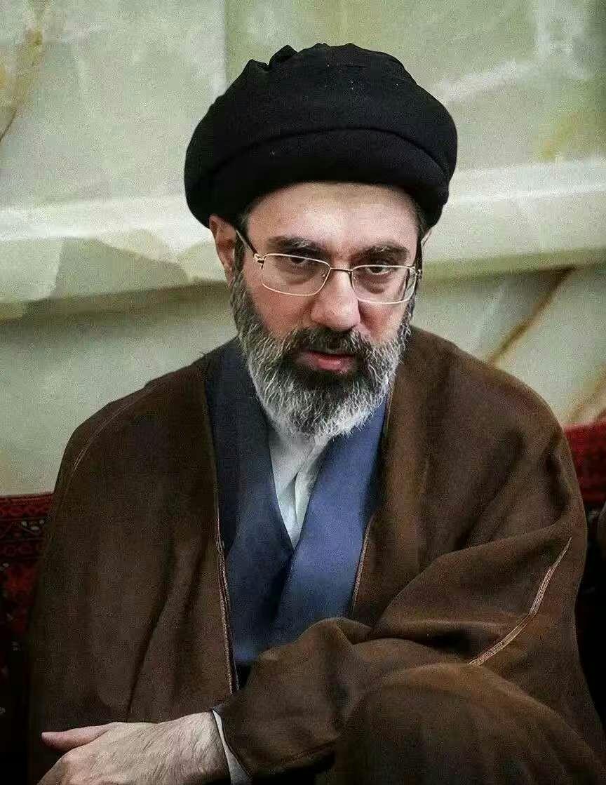 伊朗这次真狠，直接把美以安插的“眼睛”给挖了。4月12日，伊朗警方通报：一口气抓