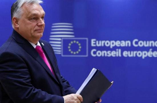 欧尔班的下场已经不言而喻了，如果他下台了，那么最好的避难方法大概率就是逃往俄罗斯