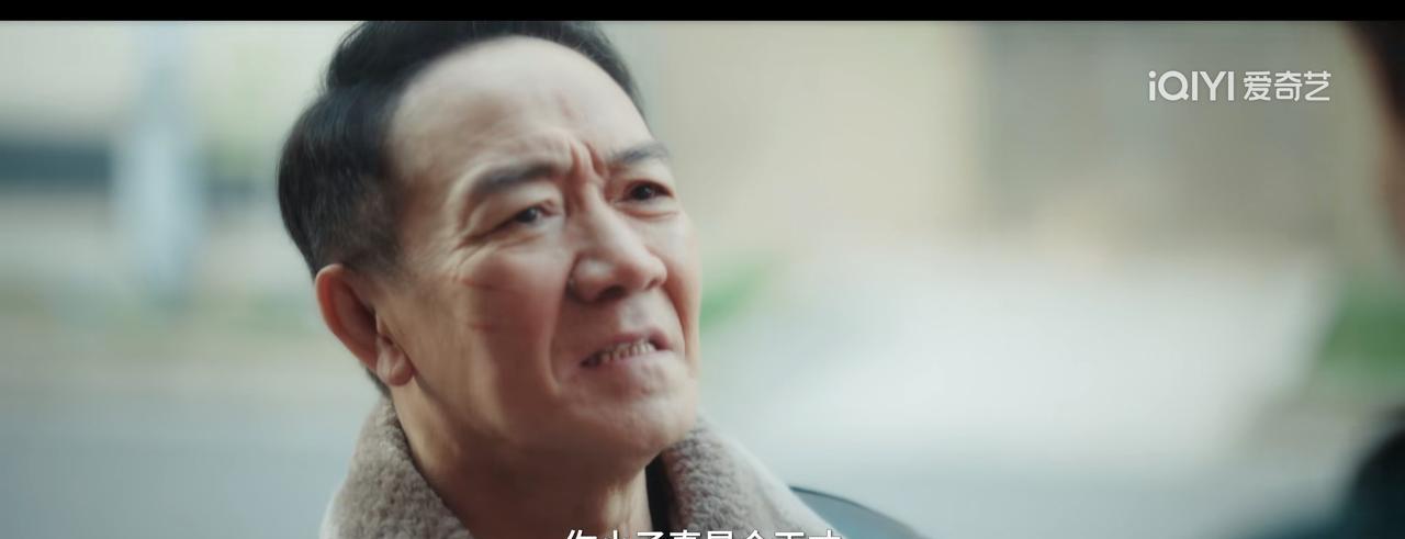 我跟你们说，别再猜了！《罚罪2》里真正的神，根本不是那几个小打小闹的内鬼，而是