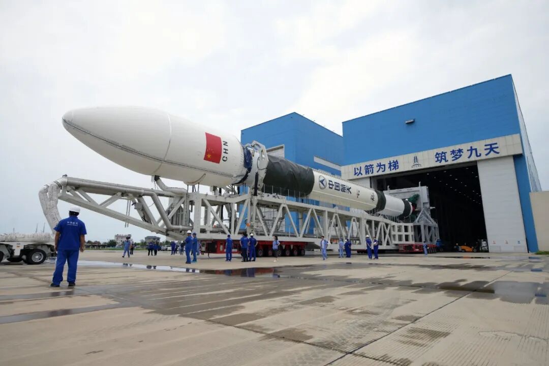 长征十二号运载火箭成功发射卫星互联网低轨25组卫星