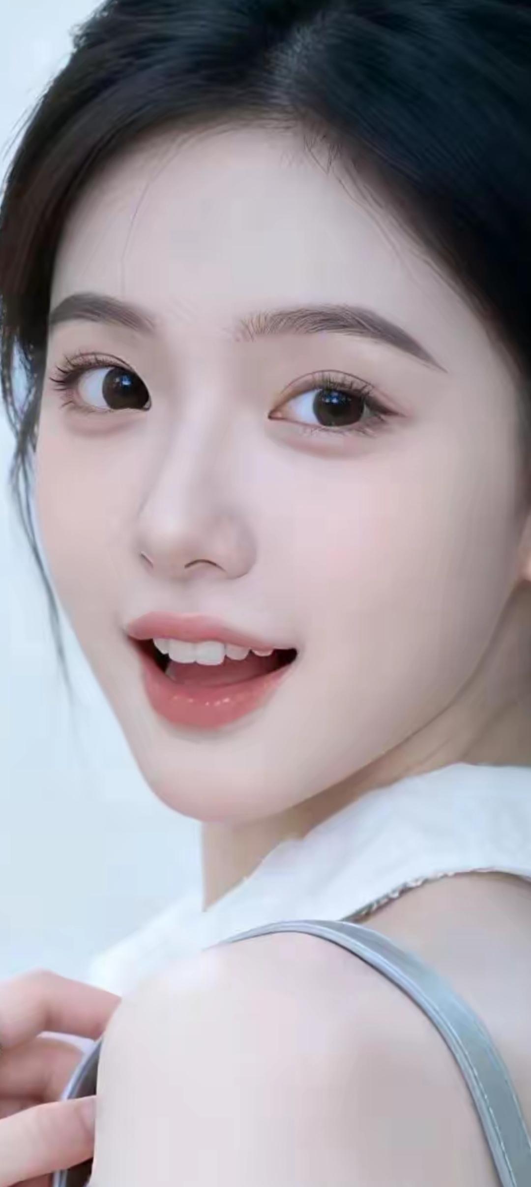 甜美笑容，清新自然，元气满满的一天！🌞😊
