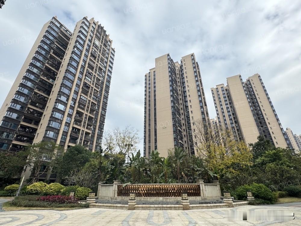 从245万跌到90万，知识城招商雍景湾还能翻身吗？招商雍景湾，89平三房两厅
