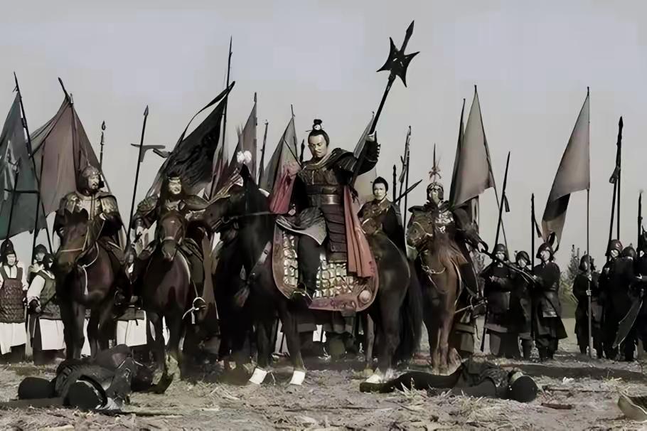 公元前203年，刘邦兵败正烦闷，听见马夫放狂言:要是我领兵，肯定不会输。刘邦冷笑