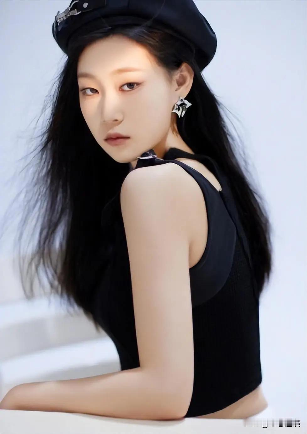 现在全网最煎熬的人，不是小沈阳而是她的女儿沈佳润。沈佳润本以为，自己能凭