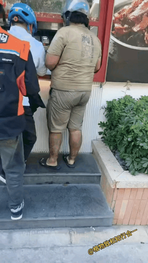 别觉得“年轻扛得住”！外卖小哥的严重糖尿病足，早不是“脚烂了”那么简单。