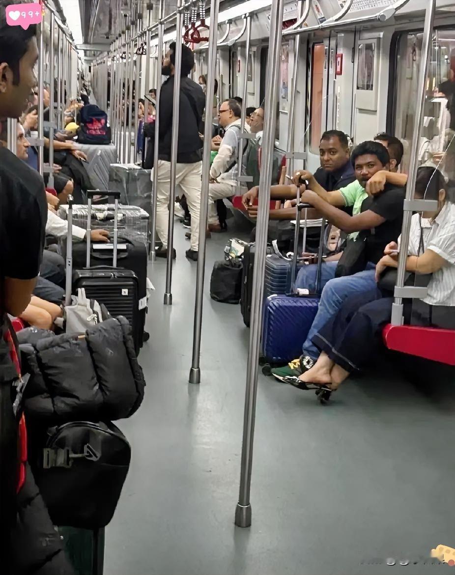 印度移民想通过留学、工签拿永居的计划被识破！别再信移民中介的“捷径”了！现在