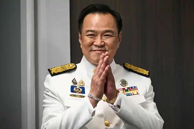 为期5天的访华行程正式开启！泰国总理公开强调自己的华裔背景，并表示自己是“100