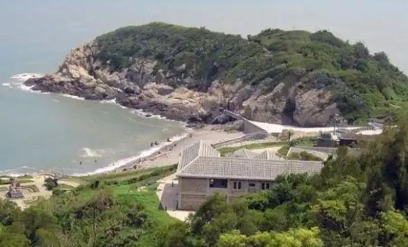 一旦台海爆发冲突，最难啃的骨头不是台湾本岛，而是距大陆最近点约34公里，距福