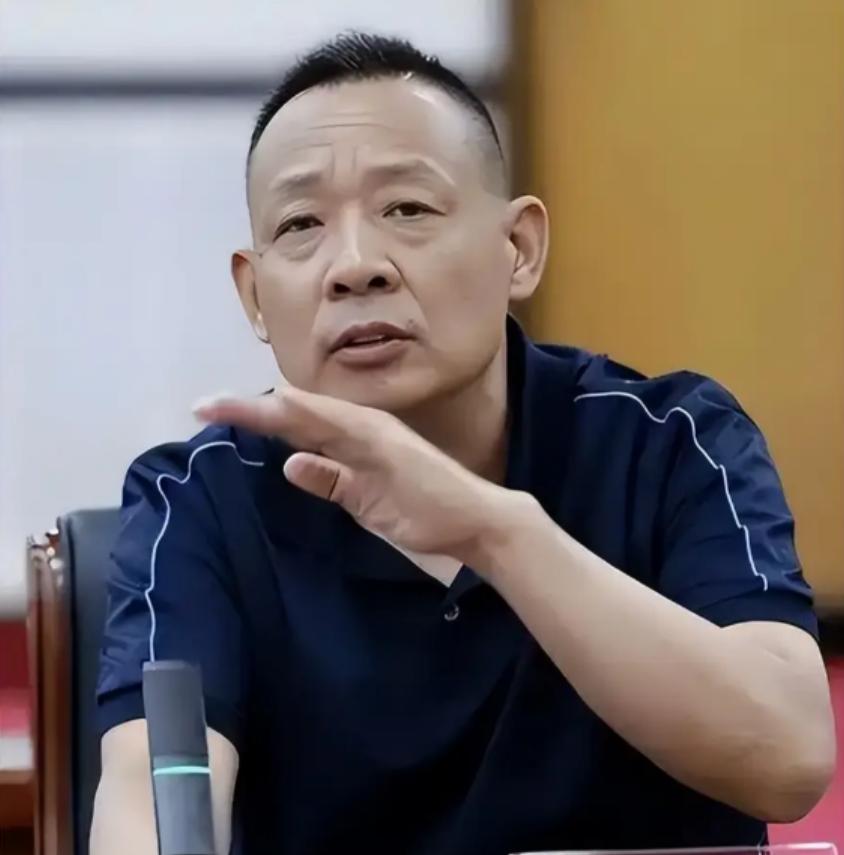 胖东来再一次证明了，干死实体经济的，永远不是电商，而是房东！2026