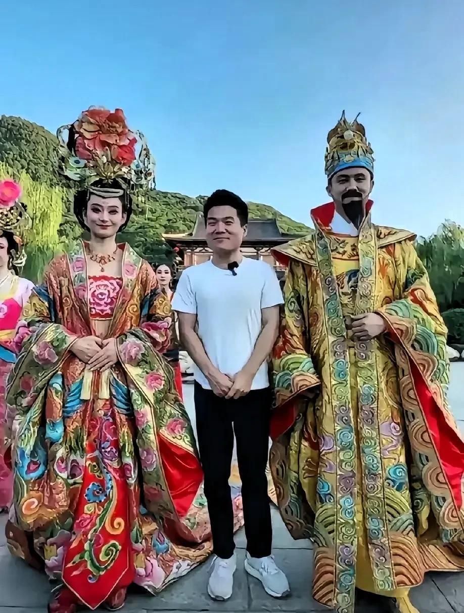 董宇辉，你究竟花了多少钱啊！【董宇辉.大唐长恨歌】不惜一切代价，不计成本，为