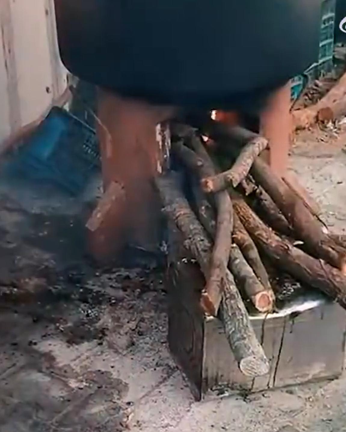 还得是印度。能源危机不能说对印度没有一点影响，但是影响几乎是微乎其微的。