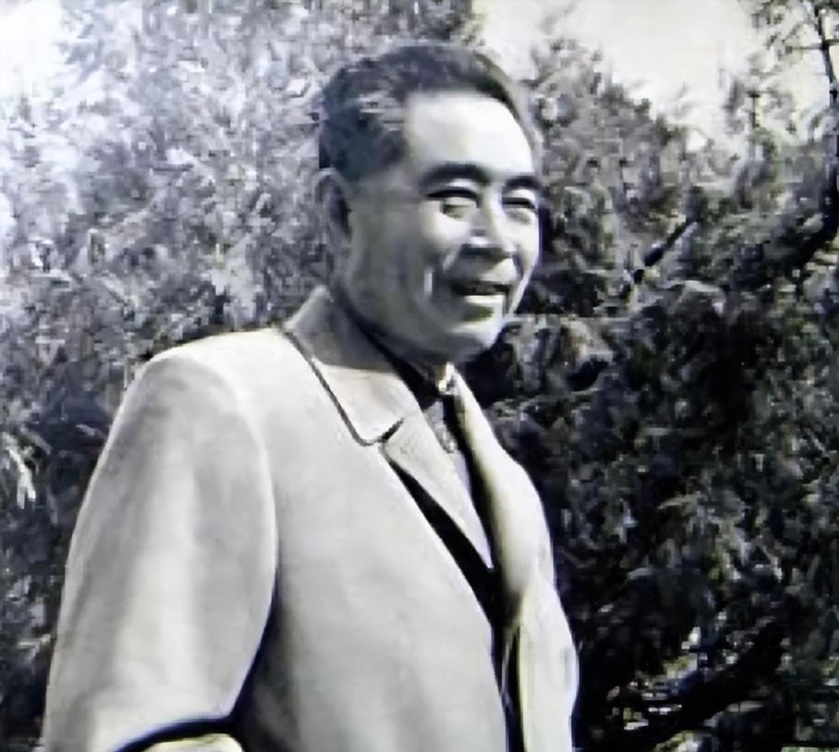75年周总理留下最后一张便条，特别叮嘱秘书千万不要在毛主席疲倦的时候读内容！1