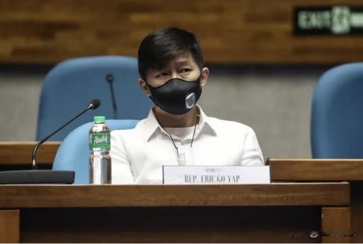 菲律宾总统小马科斯于周二宣布，上诉法院已对本格特省众议员埃里克·叶和众议员埃德维