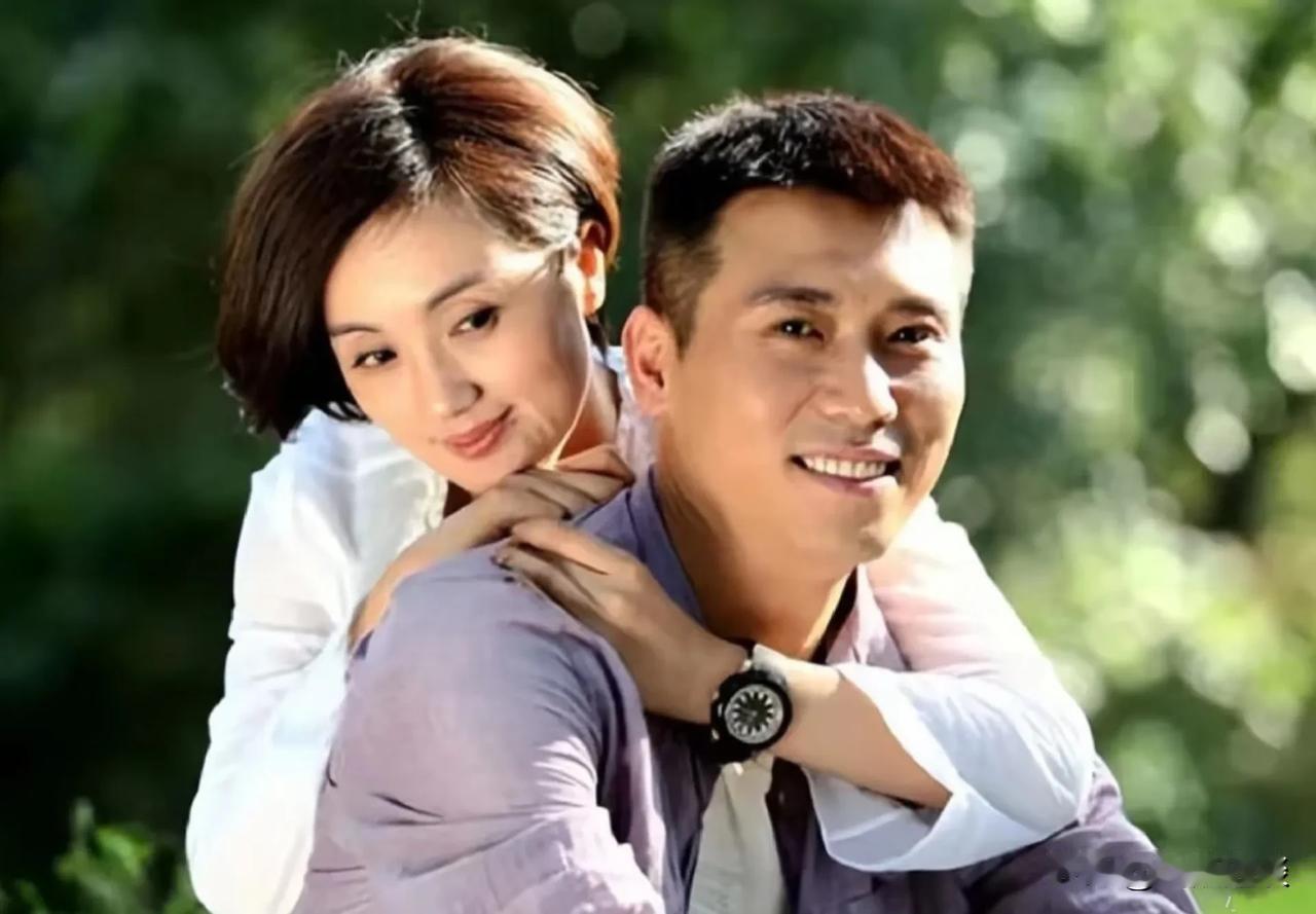 李乃文问朱媛媛：“当年你为何没选择我？我自认为长得还可以，家庭条件也还行，怎么你