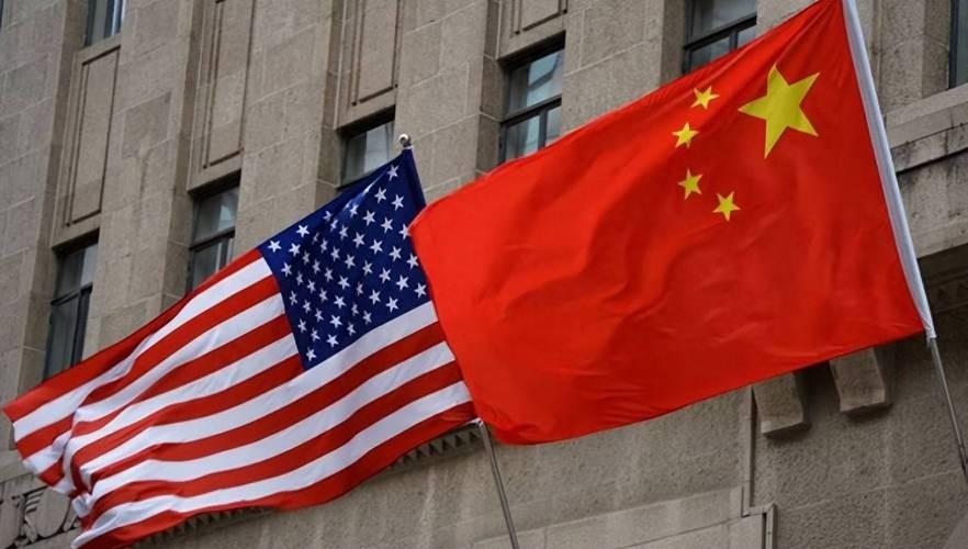 特朗普马上要到北京了，人还没出发，他那边先放出一个消息：中美元首要坐下来讨论伊朗