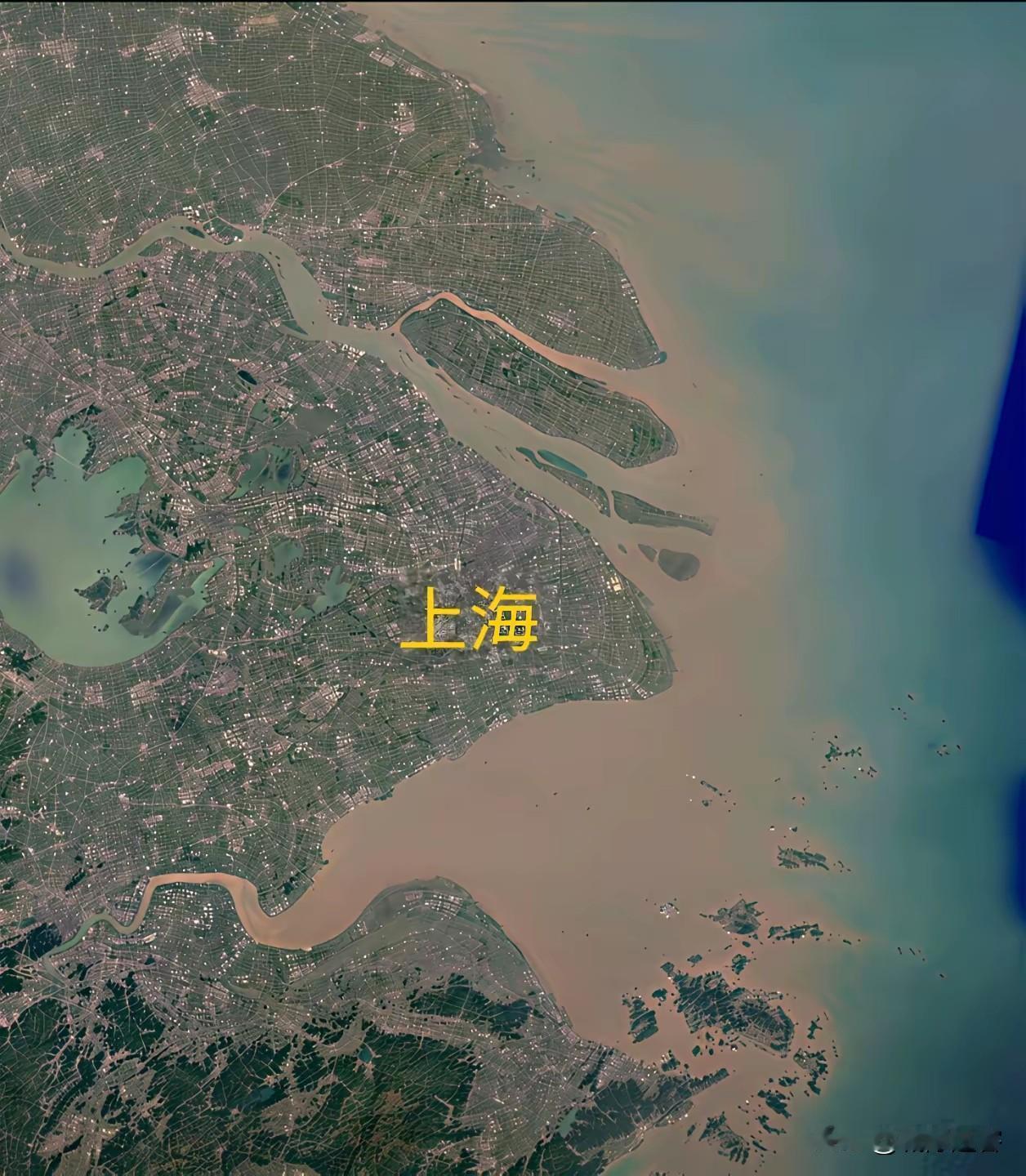 上海很奇怪，虽然是我国最大的沿海城市，却并不算海滨城市，虽然有500多公里的海岸