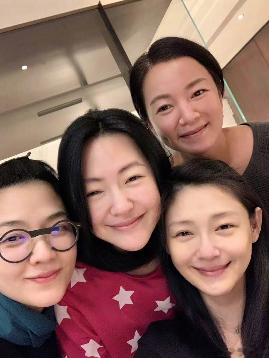 阿雅回忆大S为她出头阿雅说大S是侠女看完阿雅的悼文，我才真正理解大S为什么是那么