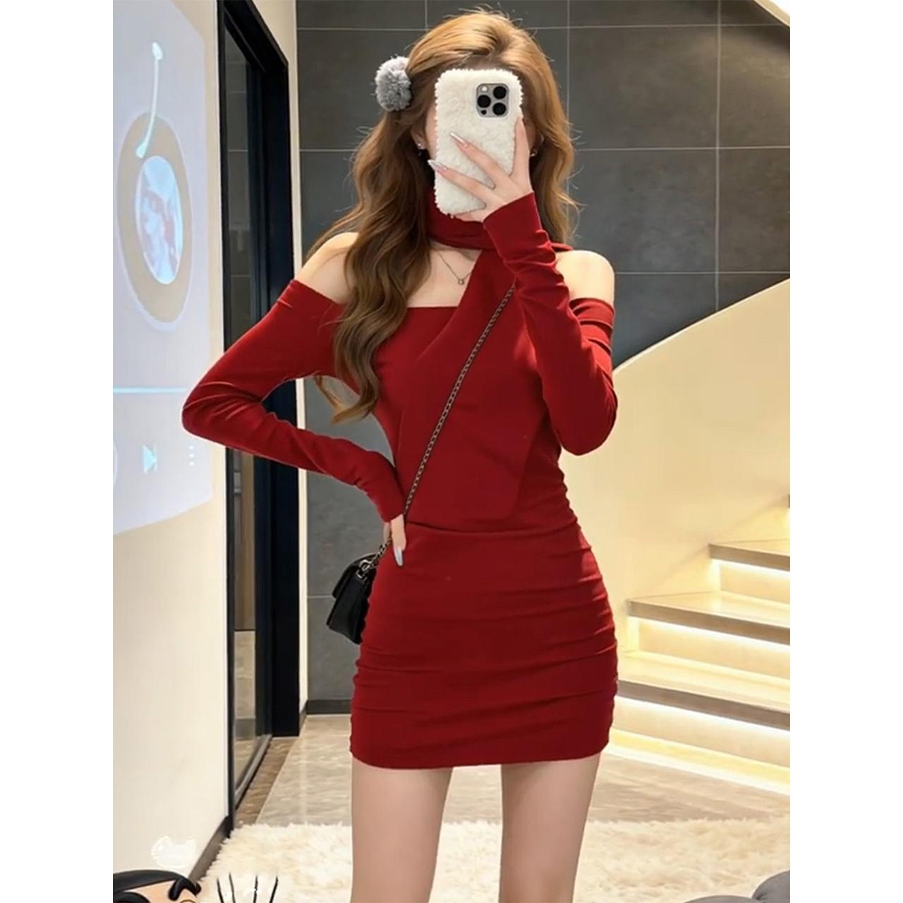 终于明白包贝尔为什么夜会这个美女了，看了这几张照片就明白了，包贝尔夜会的这名美女