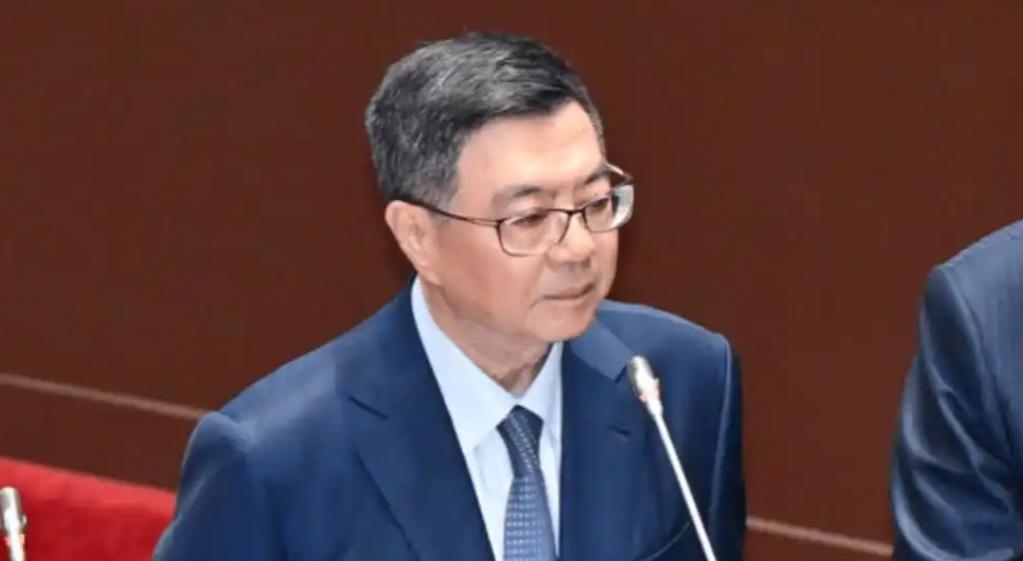 就在刚刚，台民进党当局正式宣布，3月2日，针对美以联手空袭伊朗，中东战火