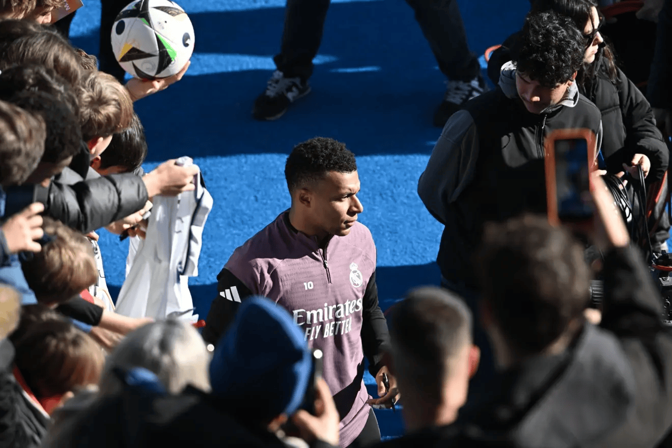 前体能教练: 姆巴佩膝伤根源在肌群疲劳, 力量训练亟待强化