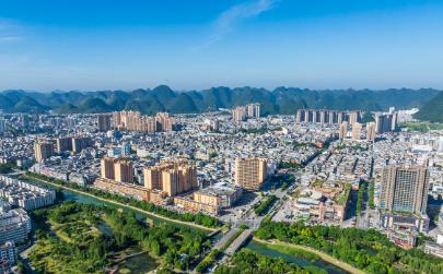 今天咱们聊一所在广西来头不小的学校——河池学院。说它来头不小，我先给你说几个数