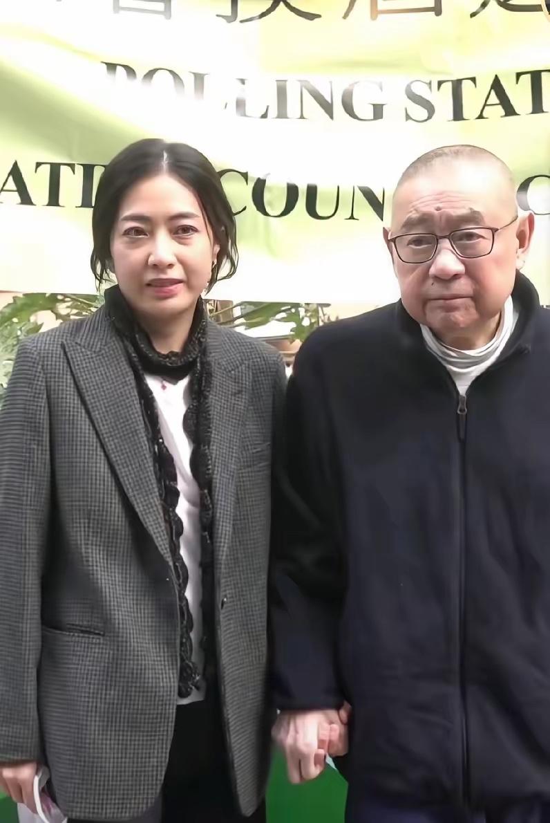 是谁说的好色可以延年益寿啊？看看这七十多的人，看着这状态就像八十多了，一看就是年