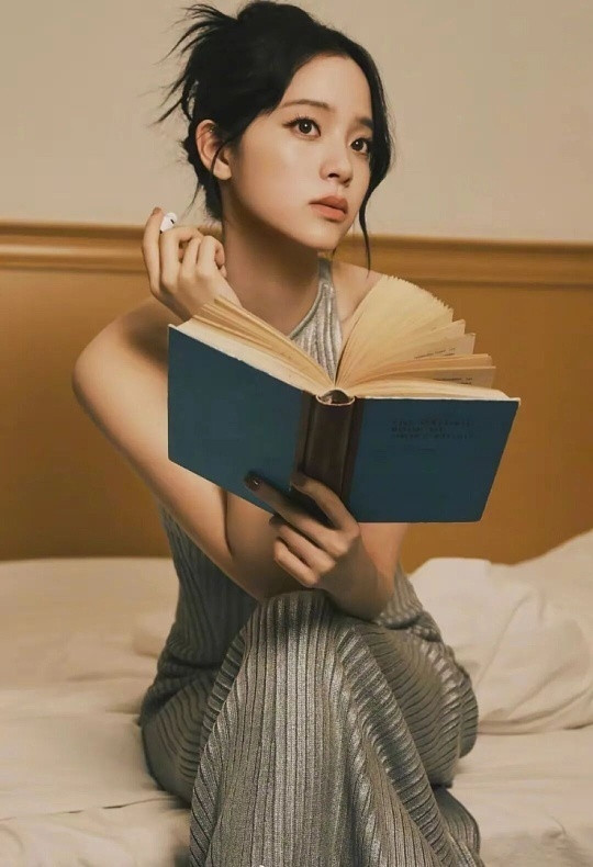 欧阳娜娜别唱了我想谈恋爱了谁懂啊！欧阳娜娜一开口，恋爱DNA直接疯狂跳动！她的嗓