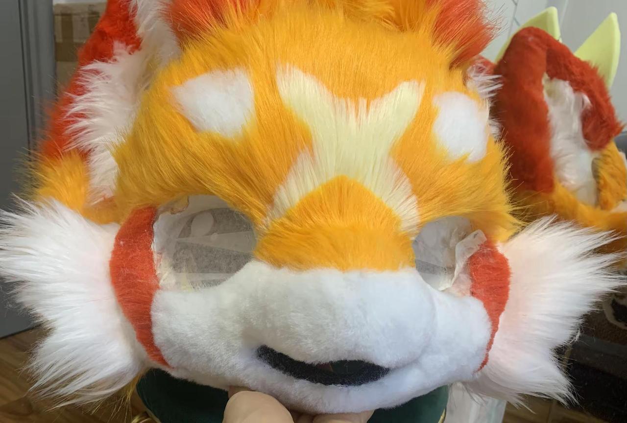 这周先不更新咯！因为在紧急制作新脑阔！打算这两天整出来嘿嘿！！兽装兽圈福瑞控