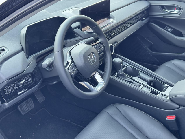 没有不好的车只有不适合的车在网上看到不少人都说雅阁好，今天我自己去试了一把，感