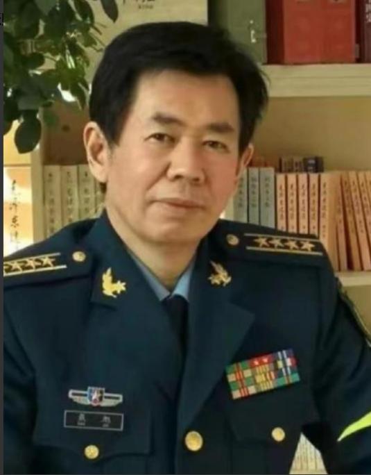 最大的台独分子，再也藏不住尾巴，终于露出来了肮脏的脑袋！原来，最大的台独分子不都