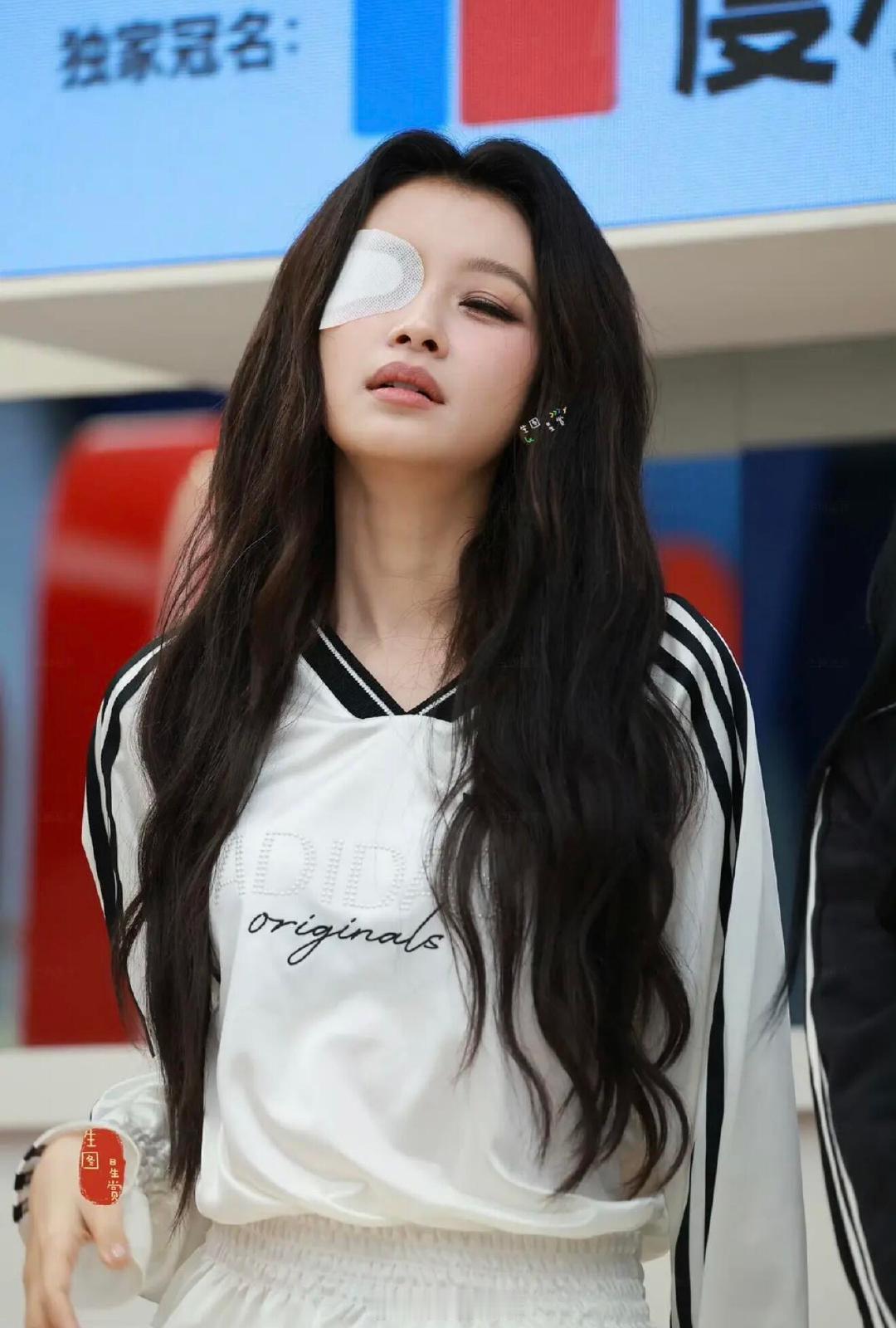 孙怡麦粒肿原因找到孙怡麦粒肿的原因了哈哈哈哈哈哈哈哈你别说你还真别说，孙怡下次擦