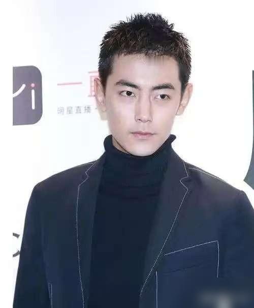 12月24日，网上一张纪凌尘经纪人内涵阚清子孩子出问题遭报应的截图在网上疯传，不