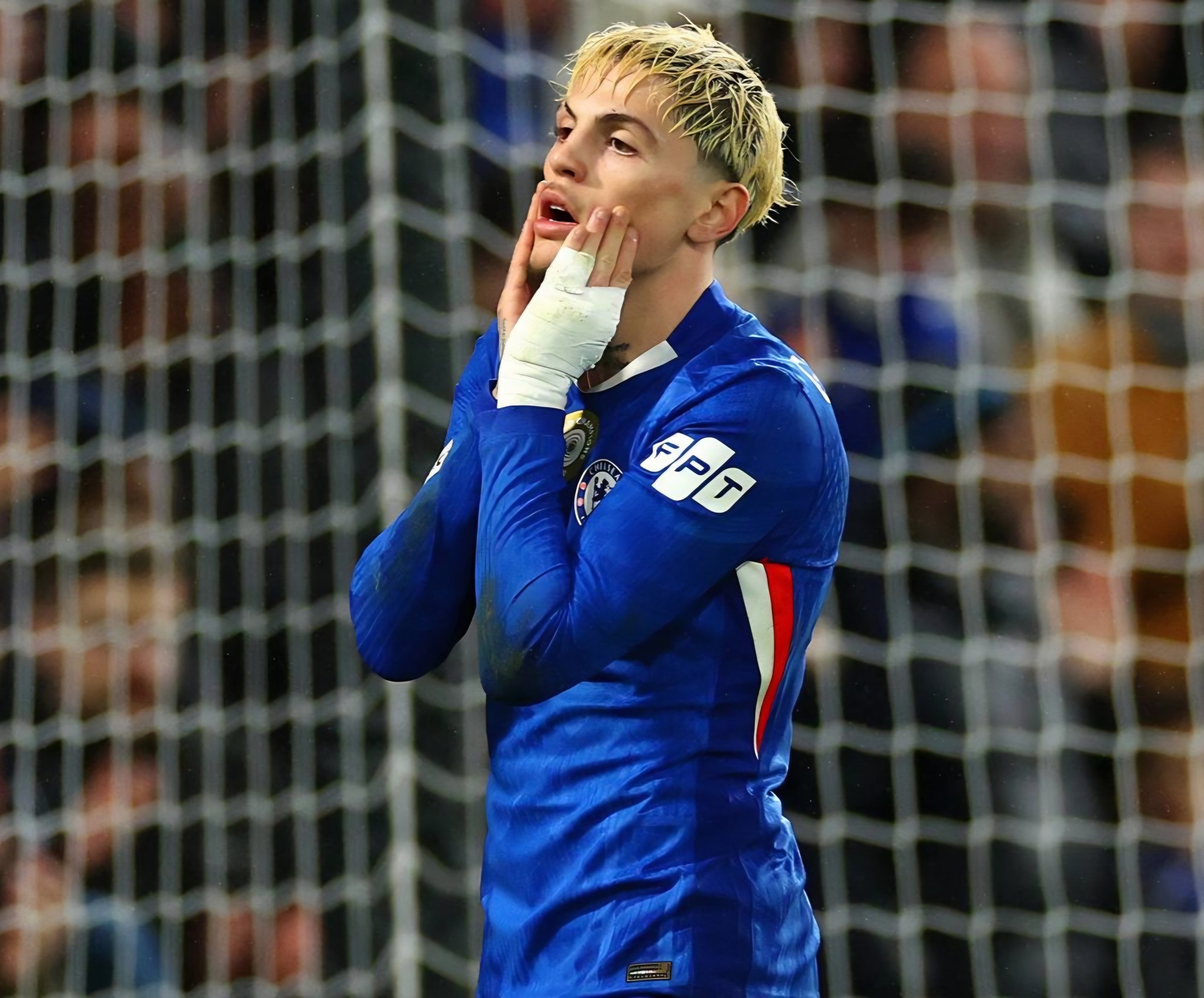 🚨🇦🇷目前，阿根廷国家队主教练斯卡洛尼甚至没有考虑让加纳乔进入世界杯阵容。