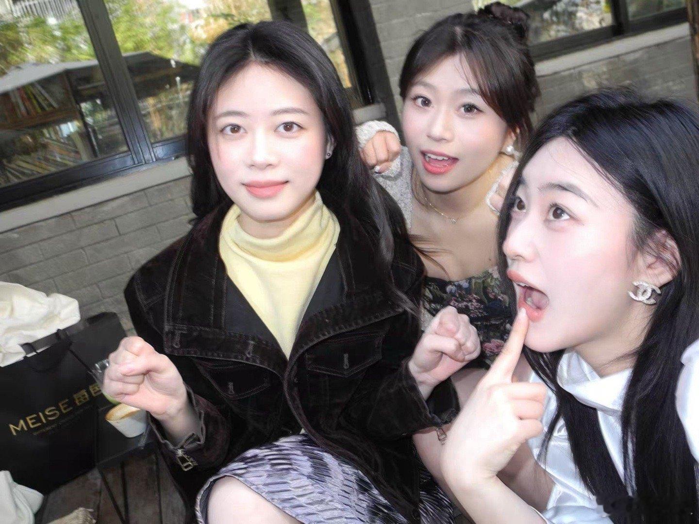 p1为什么刚洗完头的发型这么完美p2-5跟朋友们激情创作杂志风找回我以前做女