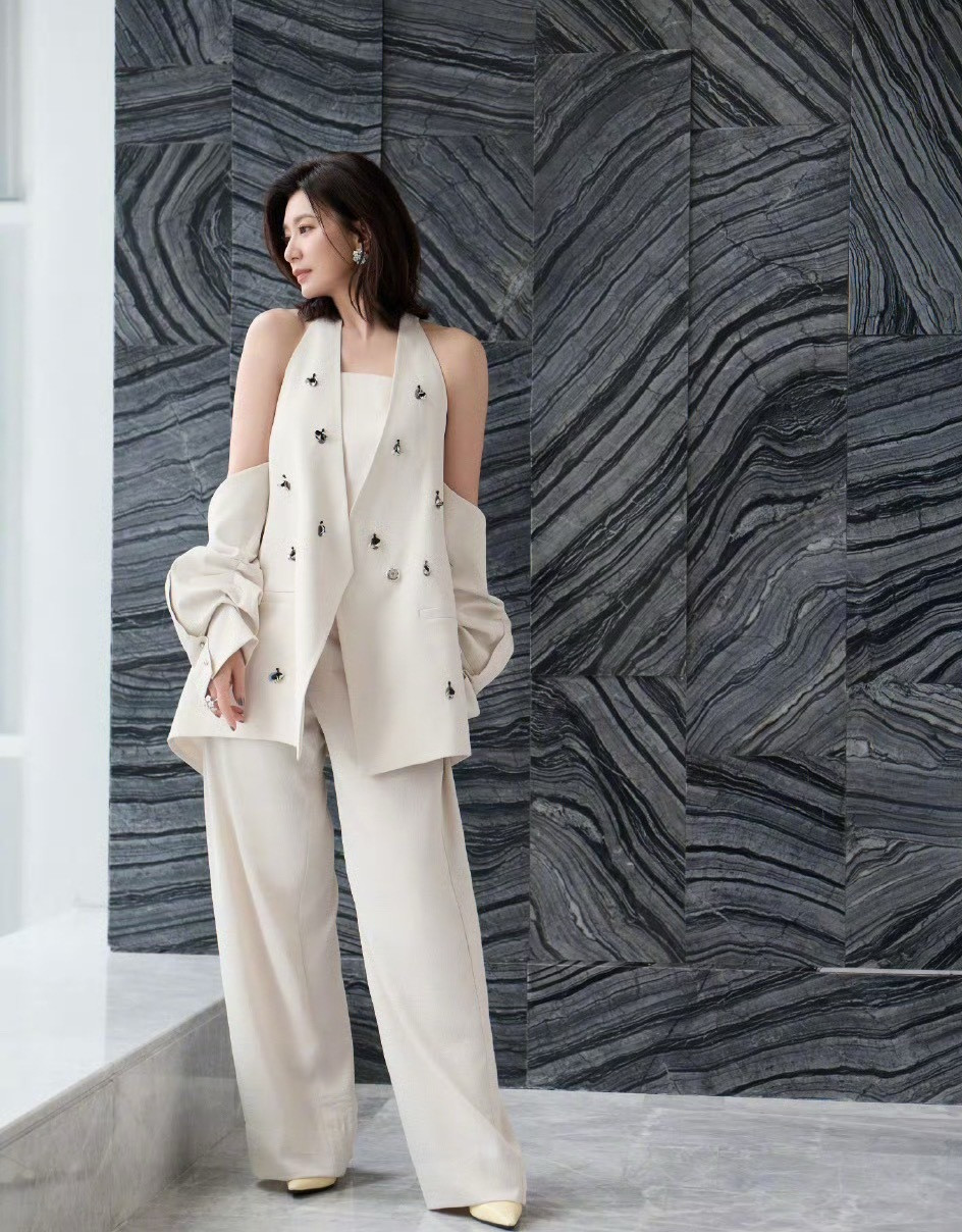 贾静雯贾静雯贾静雯