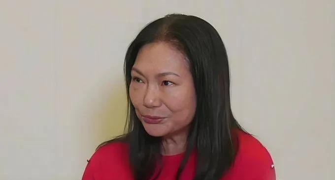 发现了没有句话叫：金窝窝银窝窝不如自家的草窝窝但是对于S妈来讲小S/具