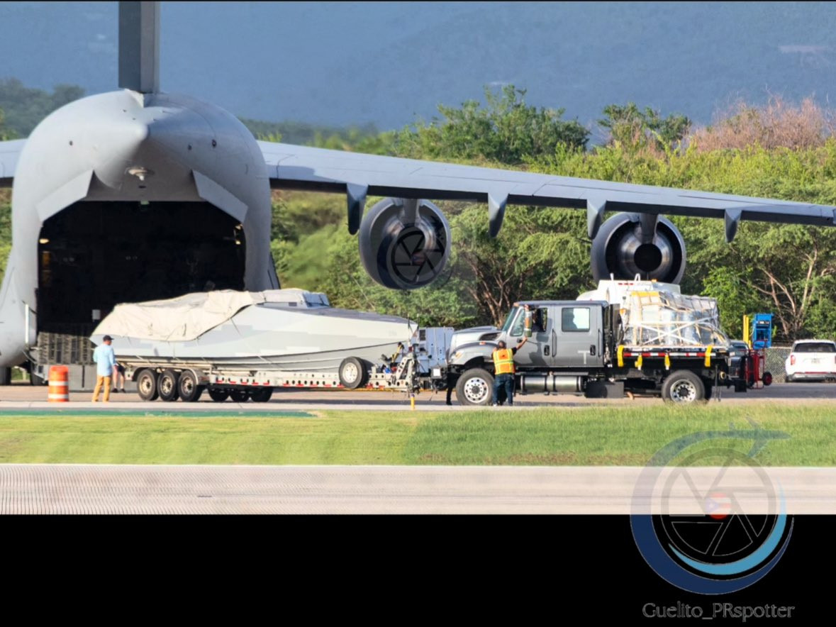 C-17飞临波多黎各卸载有趣的货物​​​