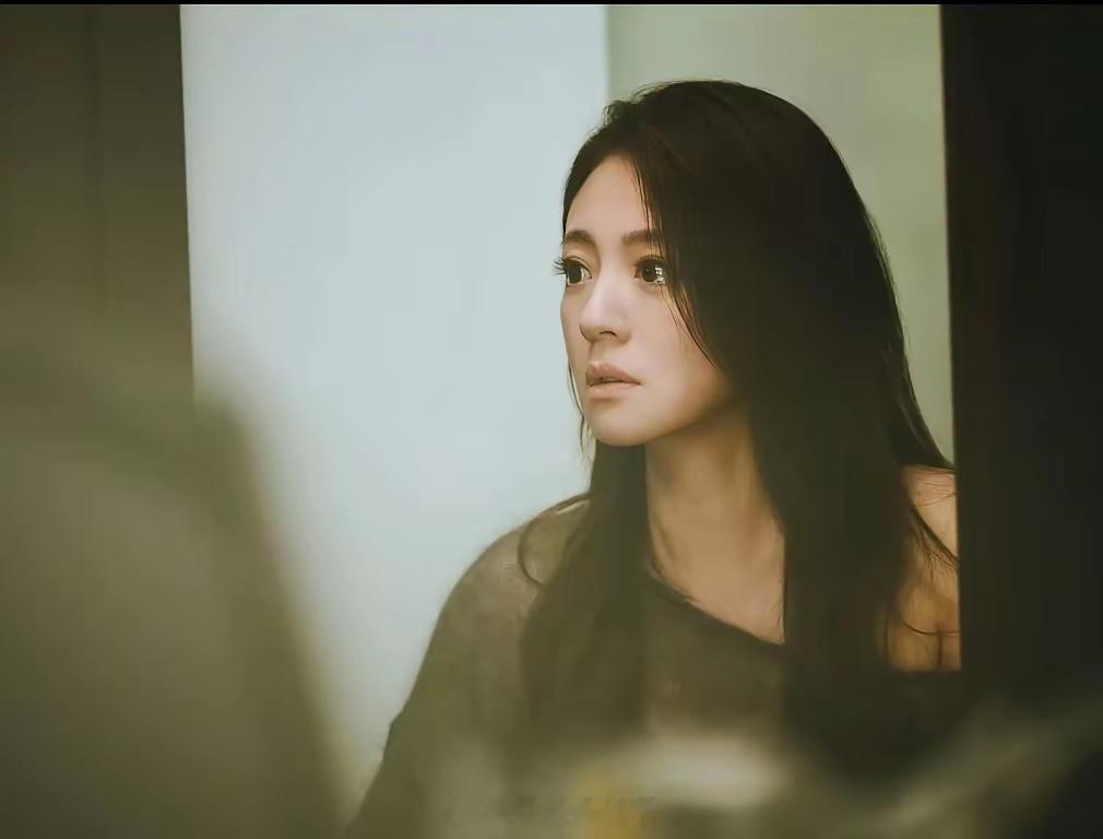 安以轩和陈荣炼永远不会离婚了，不是因为她的一双儿女，也不是因为太多财产绑在一起，