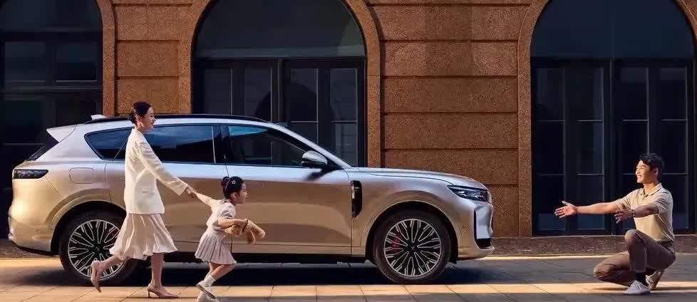 华为智驾系统你会选吗？要性价比：选问界新M7；要舒适：选岚图SUV；