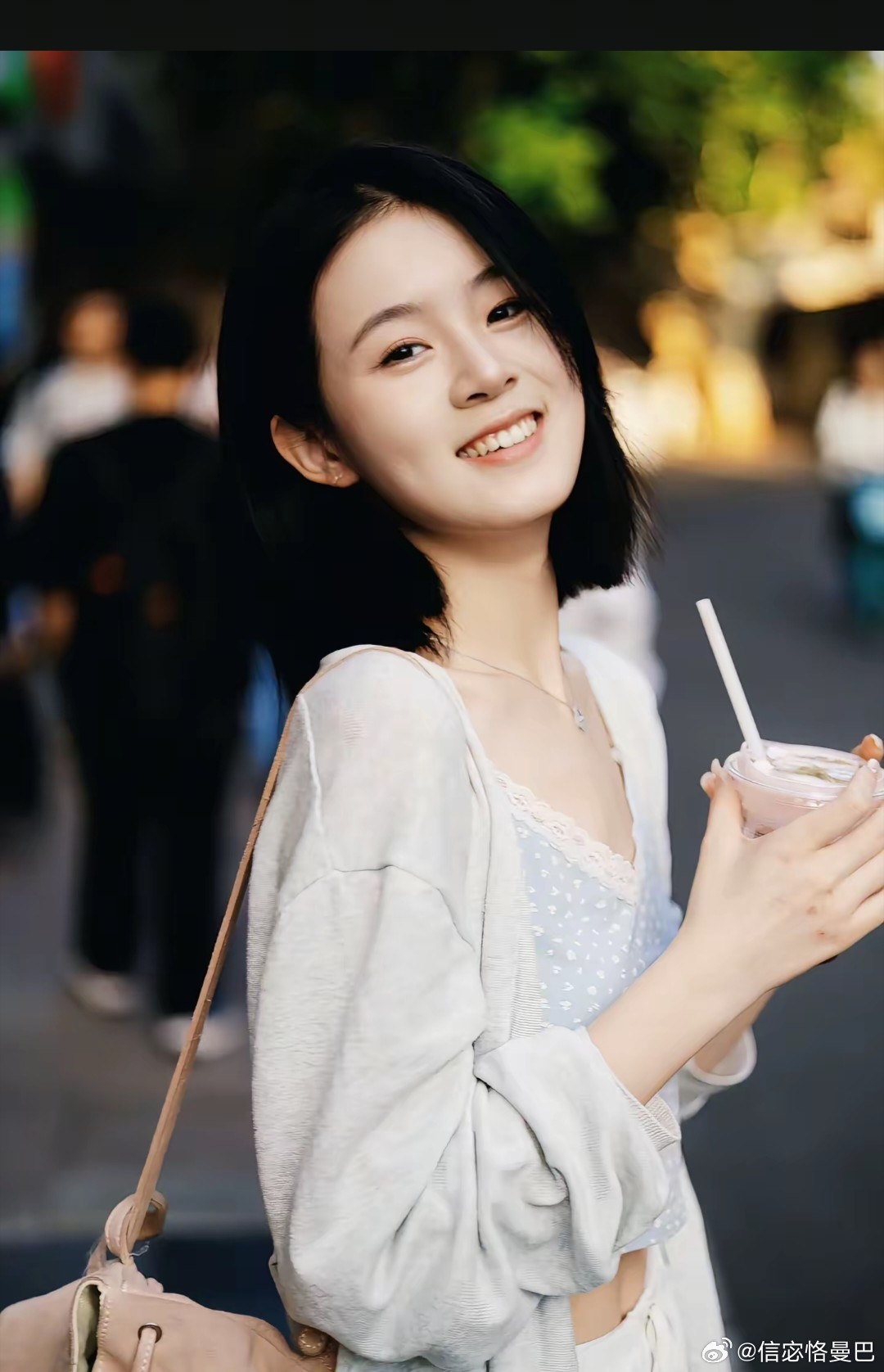 时尚穿搭气质穿搭小姐姐